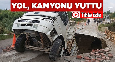 Yol, kamyonu yuttu
