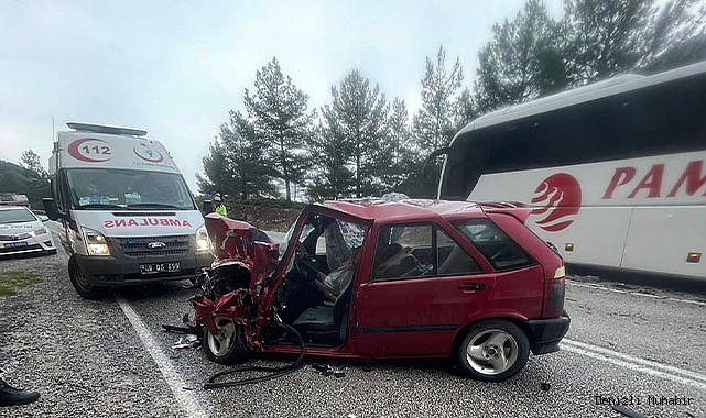 Yolcu otobüsü ile otomobil çarpıştı: 2 ölü