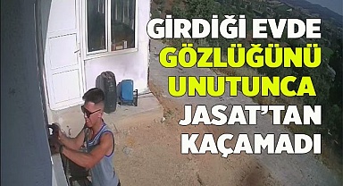 Girdiği evde gözlüğünü unutunca kaçamadı