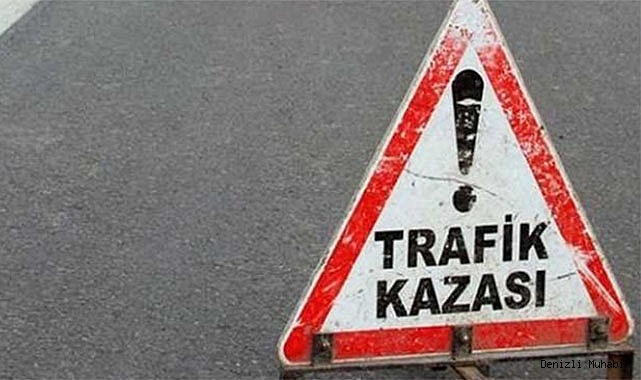 Motosiklet -traktör çarpıştı, 2 ölü