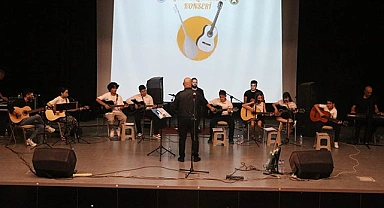 Sarayköy’de kursiyerlerin müzik resitali büyüledi