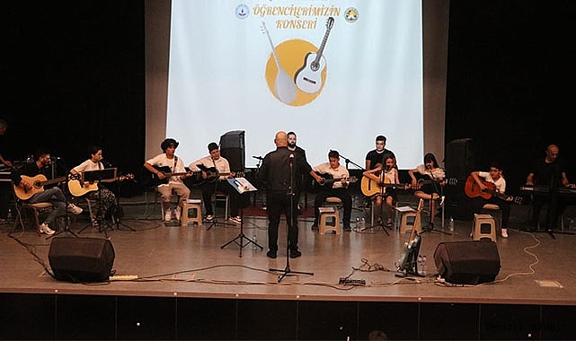 Sarayköy’de kursiyerlerin müzik resitali büyüledi