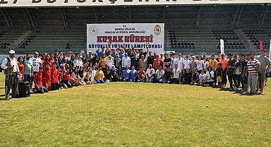 Kuşak güreşi heyecanı tamamlandı