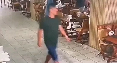 Önce yemek yedi, sonra paraları çaldı