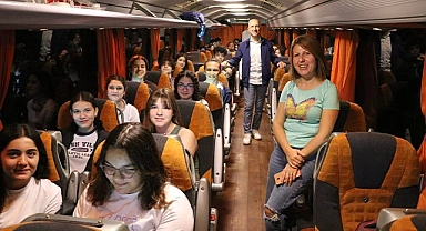 Başkan Özbaş, gençleri TEKNOFEST’e uğurladı