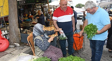 Başkan Şevik, pazar esnafını ziyaret etti