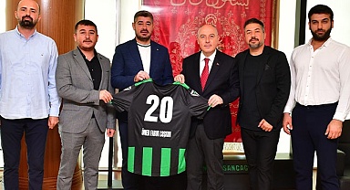 Denizlispor yönetimi Vali Coşkun’la buluştu