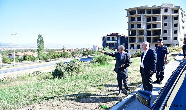 Vali Coşkun, sabıkalı kavşakta incelemelerde bulundu