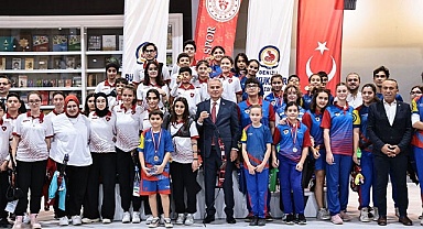 Büyükşehir Cumhuriyet Turnuvası devam ediyor