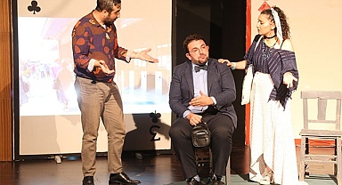 MERKEZEFENDİ KENT TİYATROSU SANATSEVERLERLE BULUŞUYOR