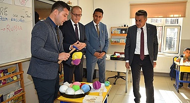 Öğretmen ve Öğrenciler Mobil Deney Çantasını Çok Sevdi