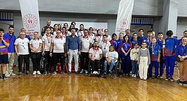 Okçuluk müsabakalarında dereceye giren sporculara ödülleri verildi