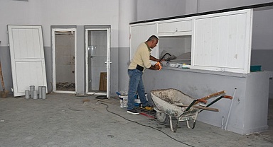 Yeniceket’te umumi tuvaletler yenileniyor