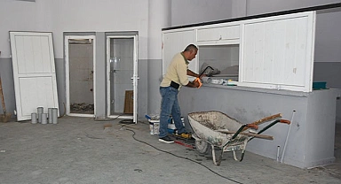 Yeniceket’te umumi tuvaletler yenileniyor