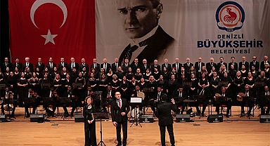 Atatürk, sevdiği şarkılarla anıldı