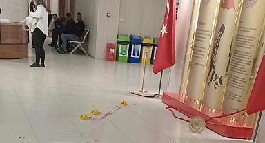 Barışmak istemeyen eşini dava öncesi adliyede bıçakladı