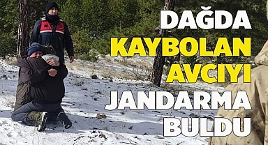 Dağda kayıp avcıyı jandarma buldu