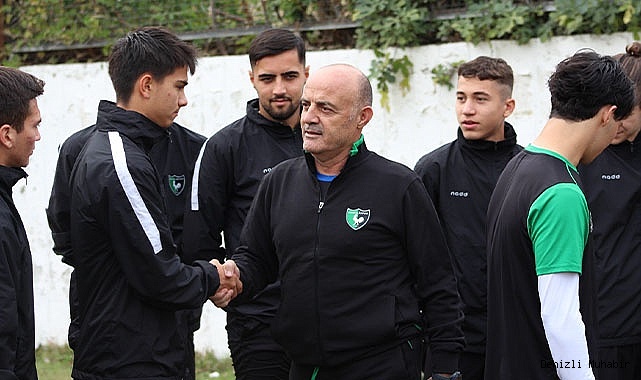 Denizlispor Özcan Bizati ile ilk antrenmanını yaptı