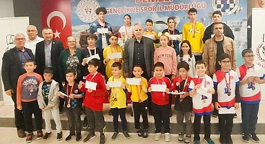 Hamleler 100. Yıl Aşkına atıldı