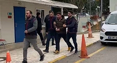 Jandarma 114 yılla aranan şüphelilere Şahin Pençesi vurdu