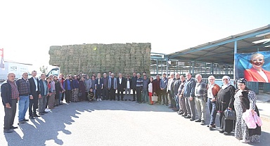 KADIN ÜRETİCİLERE 3. KEZ KÜÇÜKBAŞ HAYVAN VE YEM DESTEĞİ SAĞLANDI