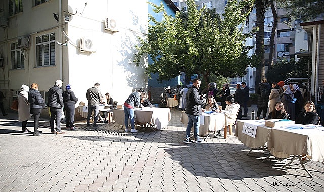 Öğrenim yardımı alacak öğrencilere banka kartları dağıtıldı