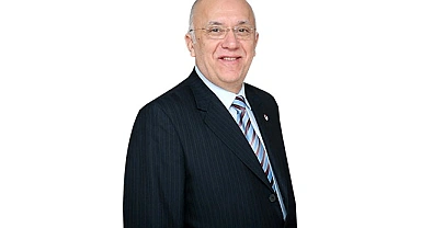 “ÖĞRETMENLERİMİZ BAŞIMIZIN TACIDIR”
