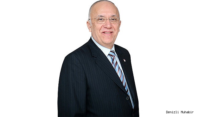“ÖĞRETMENLERİMİZ BAŞIMIZIN TACIDIR”