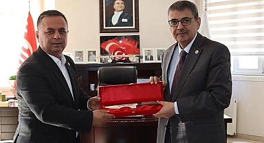 REKTÖR, ÇAL’A ‘MÜJDE’ VERDİ, BAŞKAN ‘ATATÜRK’ VURGUSU YAPTI.