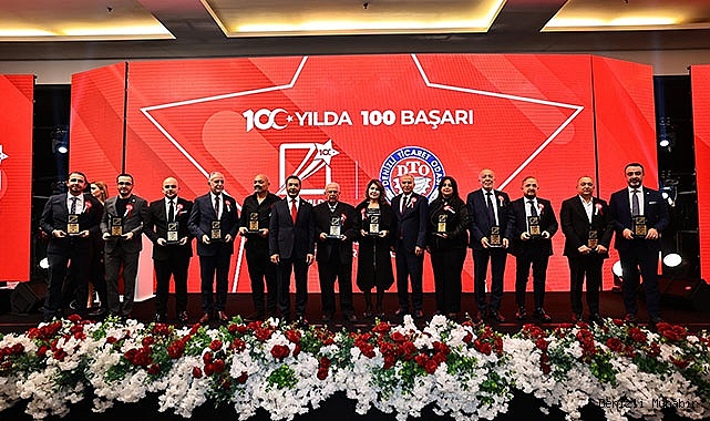 100 YILDA 100 BAŞARI, ÖDÜLSÜZ KALMADI