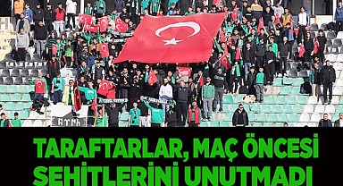 Denizlispor taraftarları şehitlerini unutmadı