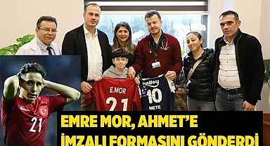 Emre Mor Milli takım formasını imzalayıp Ahmet'e gönderdi