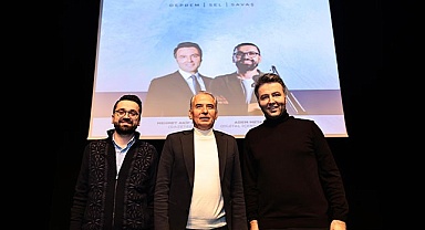 Başarılı gazeteciler Mehmet Akif Ersoy ile Adem Metan sevenleri ile buluştu