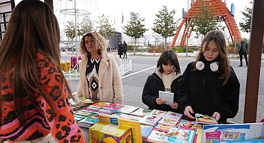Batı Ege GYO'dan "Karneni Getir, Kitabını Götür" Etkinliği