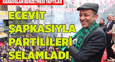 Çavuşoğlu'ndan Ecevit şapkalı şov
