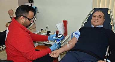 DENİZLİ OSB'DEN KIZILAY'A DESTEK