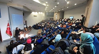 "Karacaoğlan" PAÜ'de Anıldı