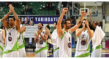 Play-In'den avantajla dönmek istiyor