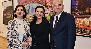 Usta Oyuncu Perihan Savaş Denizlili kadınlarla buluştu