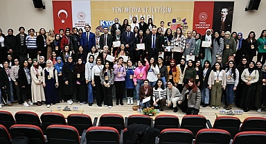 İLETİŞİM KAMPINDA GENÇLER DENİZLİ’YE HAYRAN KALDI