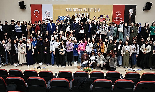 İLETİŞİM KAMPINDA GENÇLER DENİZLİ’YE HAYRAN KALDI