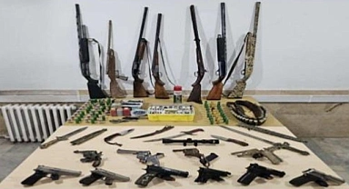 Jandarmadan Çivril’de kaçak silah operasyonu