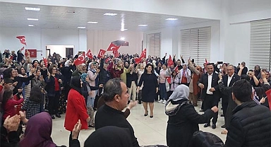 ÇAL’IN KADINLARI DOYASIYA EĞLENDİ