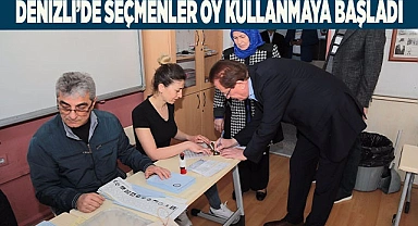 Denizli’de seçmenler oy kullanmaya başladı