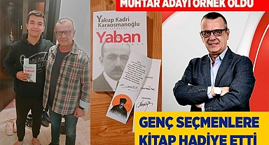 GENÇ SEÇMENLERE  KİTAP HADİYE ETTİ