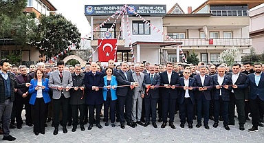 Muhalefetin Eli Memurun Cebinde