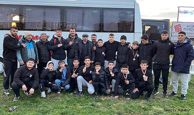 PEHLİVANLAR SEZONA 11 MADALYA İLE BAŞLADI