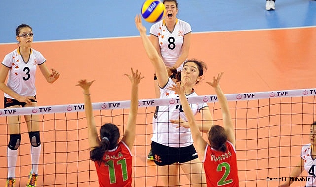 VOLEYBOLDA YARI FİNAL HEYECANI DENİZLİ'DE BAŞLIYOR