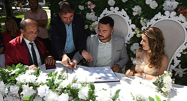 Başkan Orpak, ilk nikahını kıydı