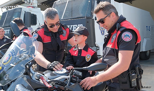 Denizli Emniyeti özel çocuklarla buluştu